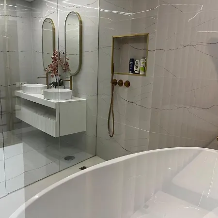 Lejlighed Luxury 3-suite In The Heart Of *
