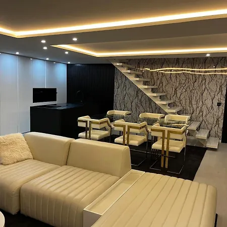 דירה Luxury 3-suite In The Heart Of פורטו