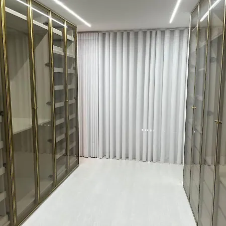 Luxury 3-suite In The Heart Of